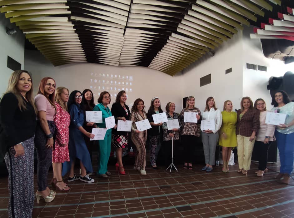 Exitosa jornada para cerrar mes de la mujer en la AEEC Liderazgo de la Mujer en Venezuela cada vez retoma su espacio a pesar de las brechas que existen en algunos sectores - Liderazgo de la Mujer - Asociación de Ejecutivos del Estado Carabobo